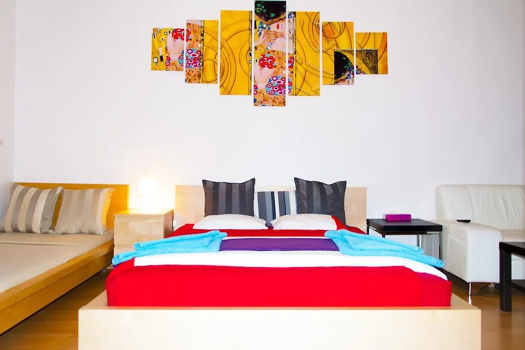 براغ The Castle Apartments جمهورية التشيك